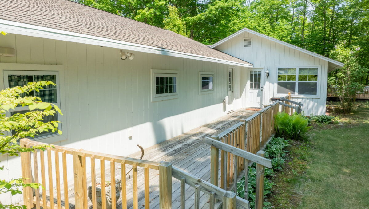 10863 Old Stage Rd Sister Bay Wisconsin Summer ext-12