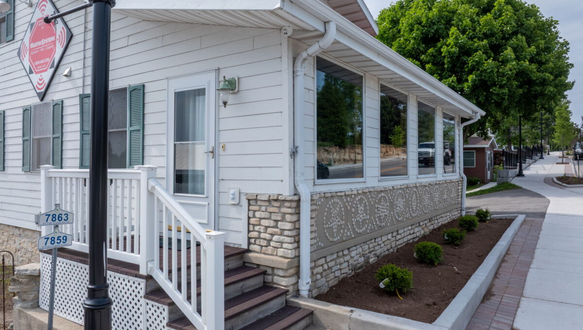 7863 Hwy 42 Egg Harbor Wisconsin Summer Ext-17