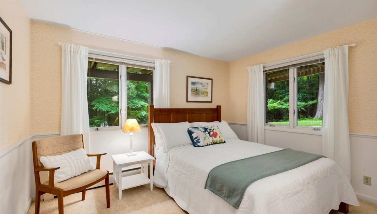 10107 Moravia St Ephraim Wisconsin-19