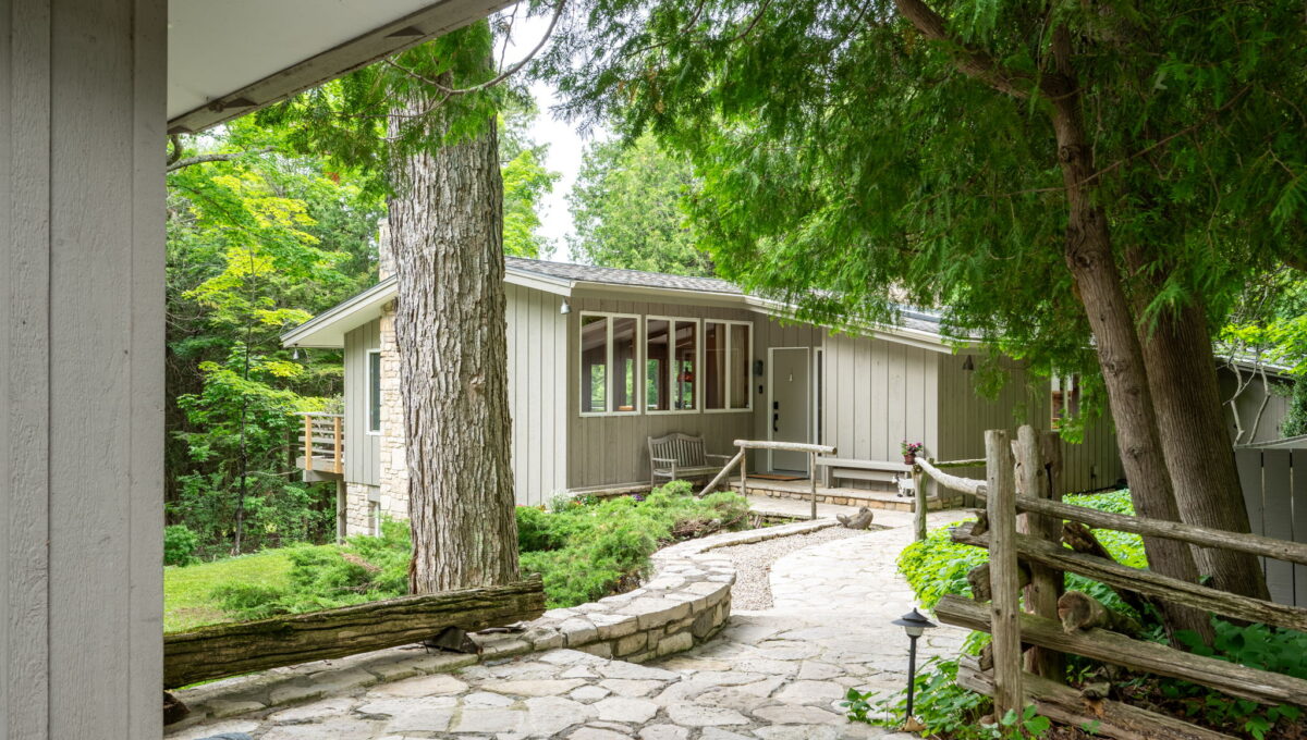 10107 Moravia St Ephraim Wisconsin-2
