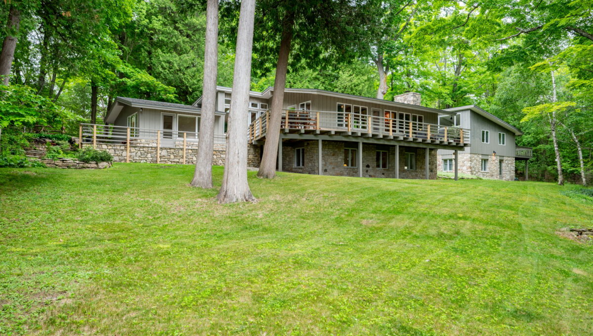10107 Moravia St Ephraim Wisconsin-43