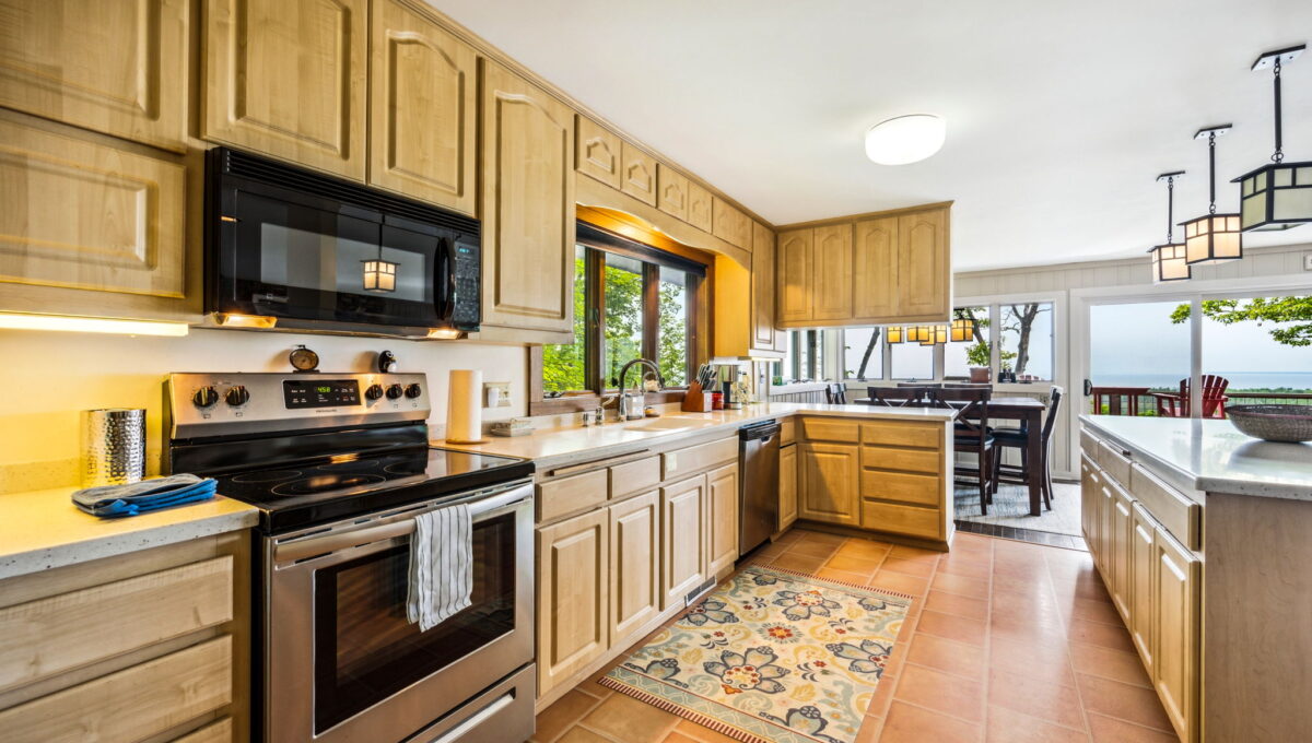 8119 Chateau Dr Egg Harbor Wisconsin-27