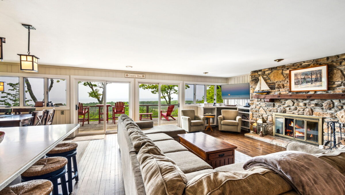 8119 Chateau Dr Egg Harbor Wisconsin-31