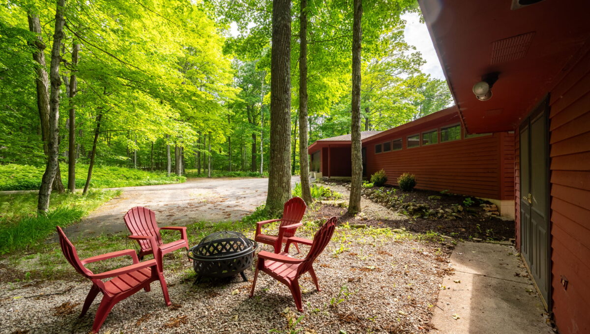 8119 Chateau Dr Egg Harbor Wisconsin-38