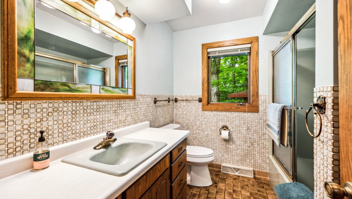 8119 Chateau Dr Egg Harbor Wisconsin-8